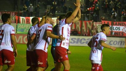 Franco Pu8licastro le dio la victoria al Tallarín.