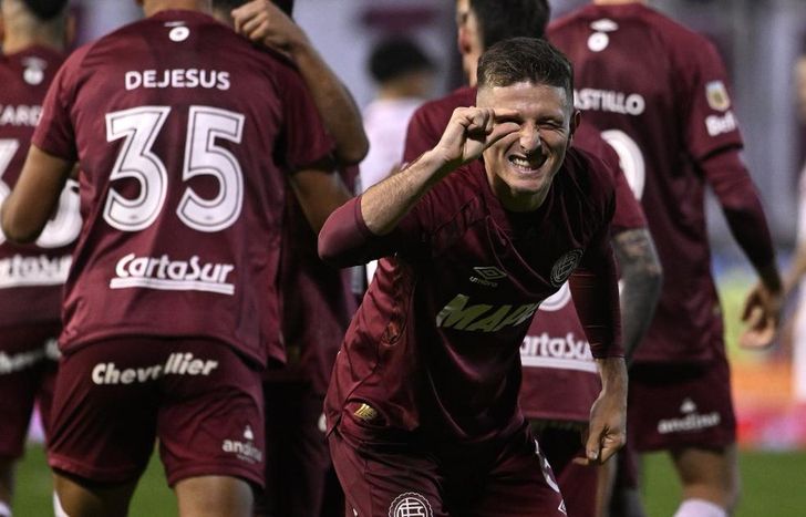 Marcich anotó su primer gol con la camiseta de Lanús.