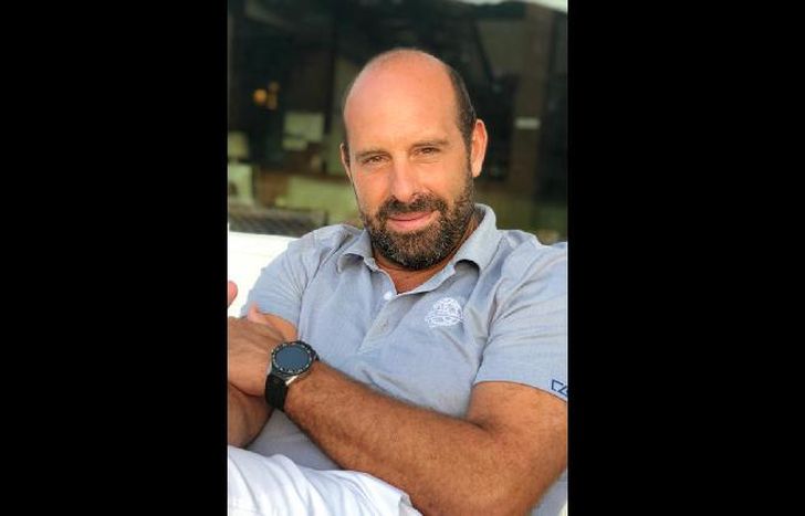 Victor Donadio refuncionalizó su estructura e inició la venta de remanentes.