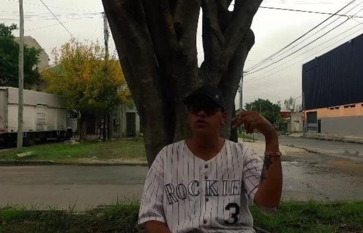 Juan decidió homenajear a su lugar en el mundo en su nuevo trabajo musical.
