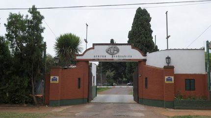 de quinta a centro recreativo de encuentro con amigos