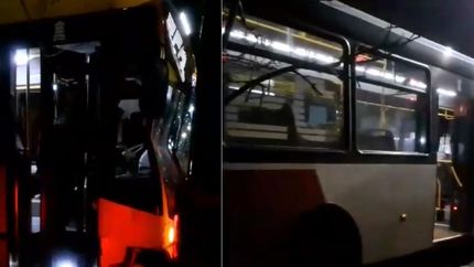 Los colectivos quedaron muy dañados.