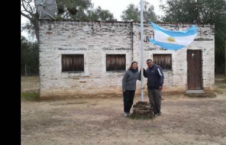 Ángel y Natalia son los creadores de Peregrinos Solidarios de Temperley.
