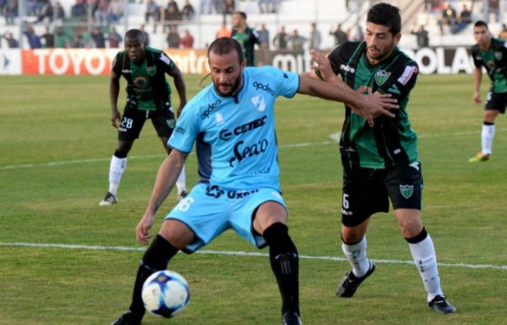 Mauro Guevgeozián le dio una victoria a Temperley muy recordada.