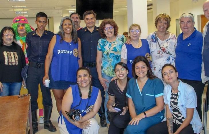 Todo el equipo que trabajó durante la jornada.