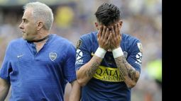 El delantero de Boca entrenó en Casa Amarilla a pesar del desgarro en el isquiotibial.