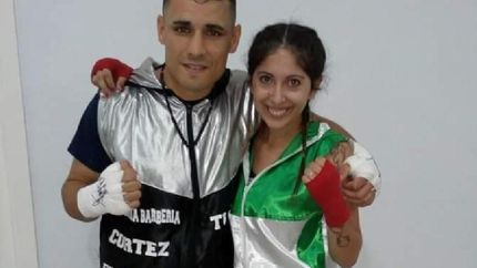 Ricardo y Camila son de Lomas, aman el boxeo y organizaron una velada a beneficio.