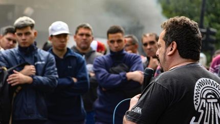 la empresa bridgestone denuncio penalmente a un dirigente gremial del sutna