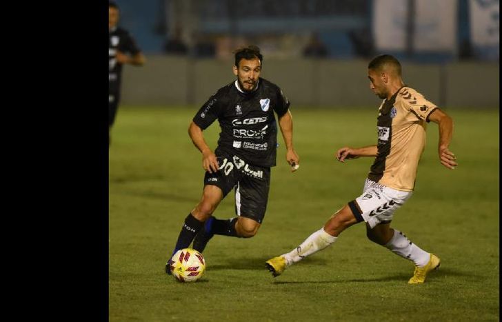 Mancinelli, otra vez, fue determinante en el ataque gasolero.