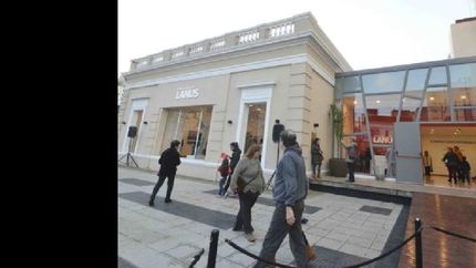 variedad de shows culturales en lanus