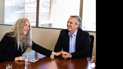 alberto fernandez se reunio con la cantante y activista patti smith