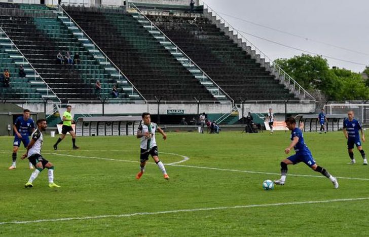 El Gasolero fue más y aprovechó los errores del Torito.