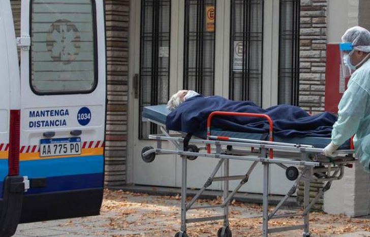 Son 4.294 los internados en unidades de terapia intensiva.