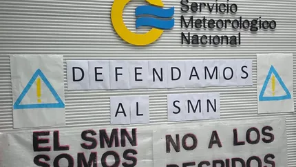 En el Servicio Meteorológico Nacional hacen un paro en rechazo de los despidos. En el Servicio Meteorológico Nacional hacen un paro en rechazo de los despidos.