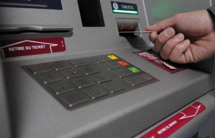 Todo me sacaron, lamentó.