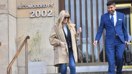 Viviana Canosa, saliendo de Tribunales.