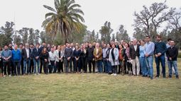 La reunión, en Cañuelas.
