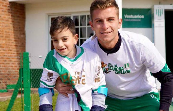 León tiene todo el apoyo de la familia banfileña.