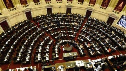 Se sesionará el miércoles la Ley Ómnibus en la Cámara de Diputados.