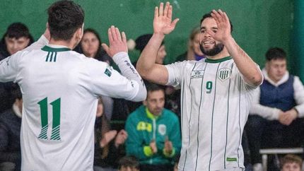 Banfield volvió a la victoria en el Microestadio 110 años.