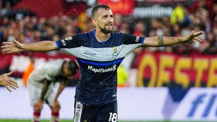 Nicolás Colazzo jugó 26 partidos en el 2024 en Gimnasia de La Plata. Nicolás Colazzo jugó 26 partidos en el 2024 en Gimnasia de La Plata.