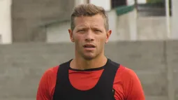 Nicolás Domingo tendría su primera experiencia como entrenador en Temperley. Nicolás Domingo tendría su primera experiencia como entrenador en Temperley.