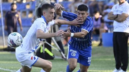 Un futbolista que juega en Nacional de Paraguay estaría cerca de sumarse a Banfield. Un futbolista que juega en Nacional de Paraguay estaría cerca de sumarse a Banfield.