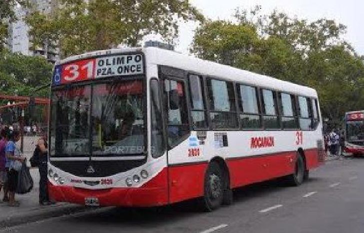 gracias a la rápida reacción del chofer y al área de monitoreo se evitó el robo.