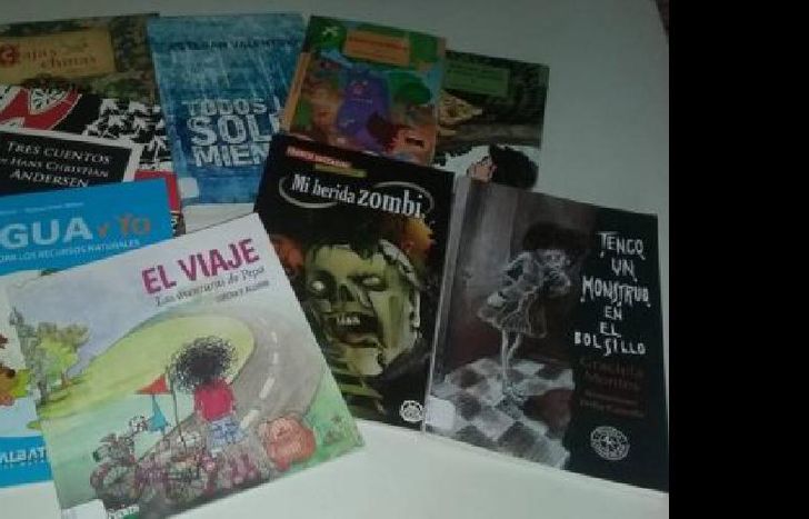 Entregan tres libros por cada donación.