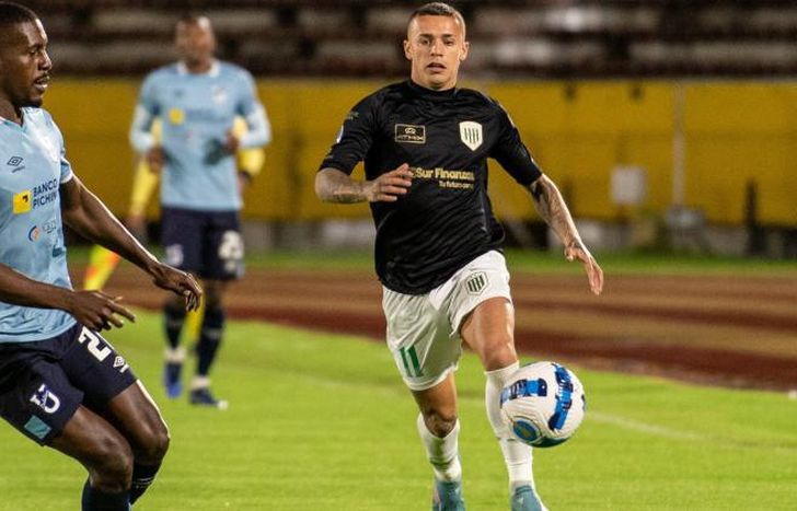 Agustín Urzi en una excursión ofensiva del Taladro.