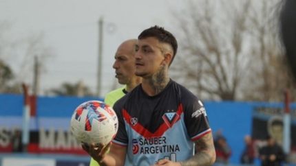 Ayrton Sánchez es uno de los jugadores más destacados en la campaña de Brown de Adrogué.
