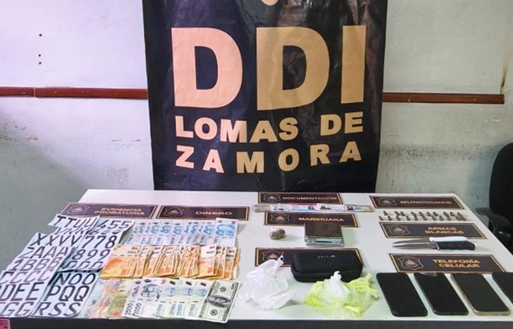 El operativo fue encabezado por la DDI de Lomas de Zamora.