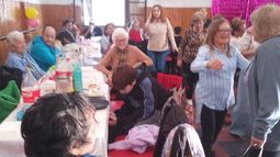 Un festejo masivo en Temperley con abuelos, nietos y bisnietos.&nbsp;
