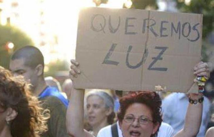 La bronca crece pro los cortes de luz.