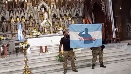 Con el objetivo cumplido, el expolicía de Lomas logró llegar al destino. Con el objetivo cumplido, el expolicía de Lomas logró llegar al destino.