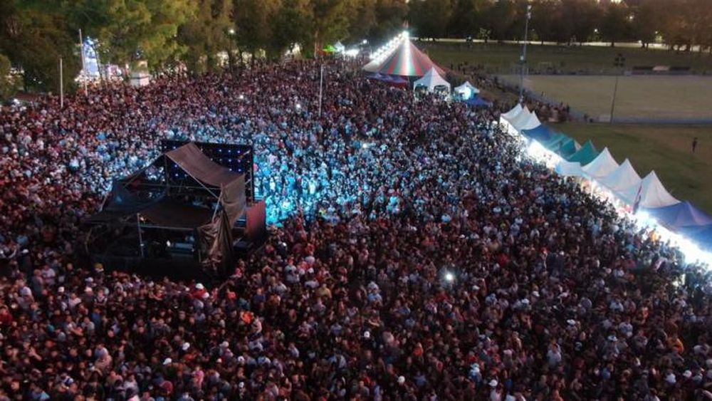 Una multitud fue parte de los festejos.