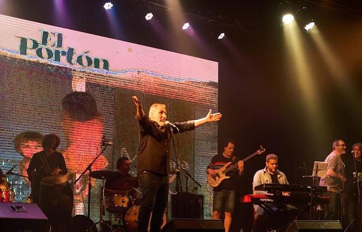 El Portón, en vivo.