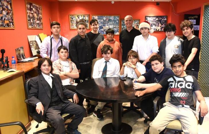 Docentes y alumnos, fundamentales para el proyecto de radio.