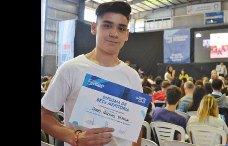 los jóvenes fueron reconocidos por su despempeño.