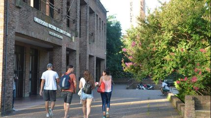 Todavía persiste la duda sobre si habrá vuelta a las aulas.