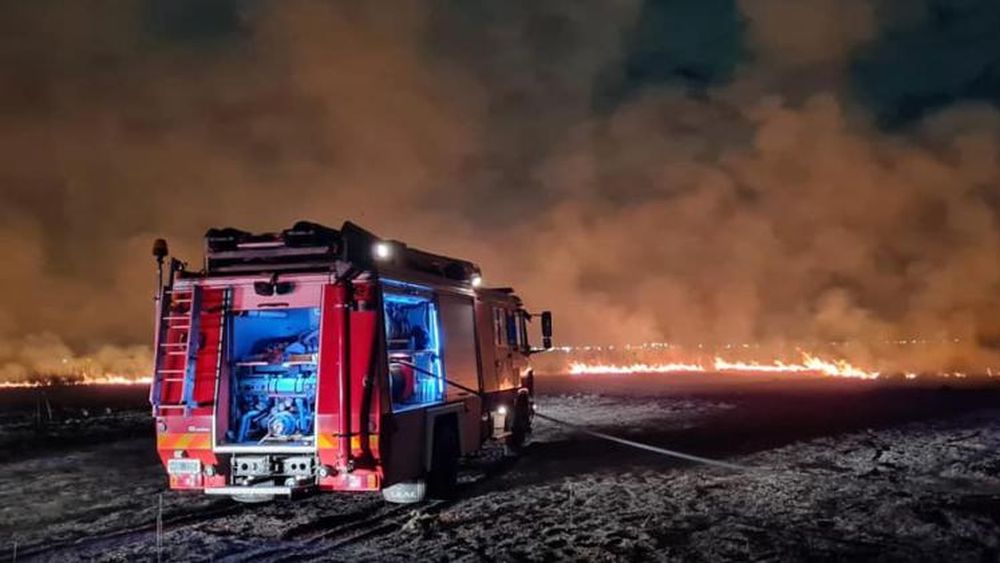 Asistieron también los bomberos de Echeverría.