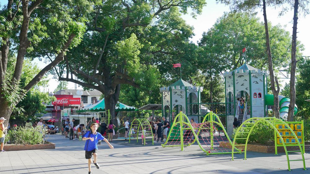 Se viene una tarde especial en Banfield para disfrutar entre vecinos y familias.