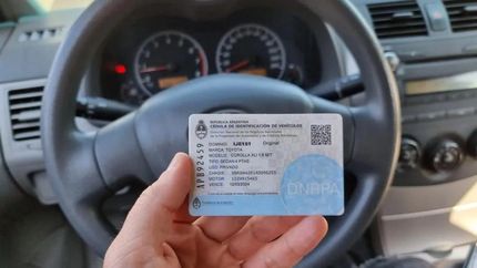 El Gobierno eliminó el 40% de los registros el automotor, no habrá más cédula azul y no tendrá más vencimiento la cédula verde.