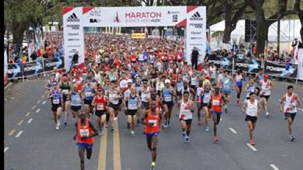 la maratón se realizó en las principales intersecciones del centro porteño.