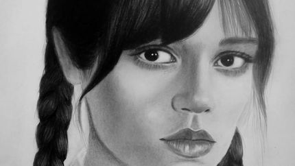 Merlina, la protagonista de la exitosa serie, también fue ilustrada por Yesica.