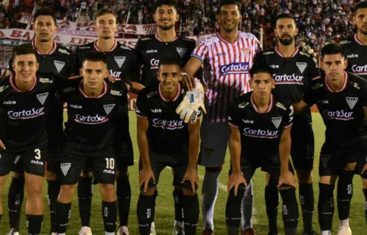 Los Andes se enfrentarán ante Deportivo Armenio en el Reducido.