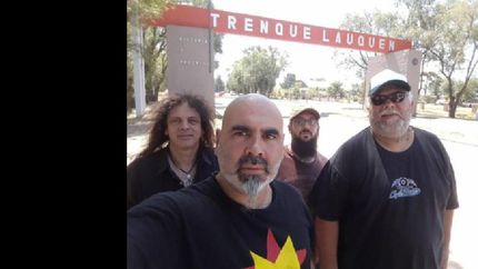 un homenaje a pappo en el teatro de lomas