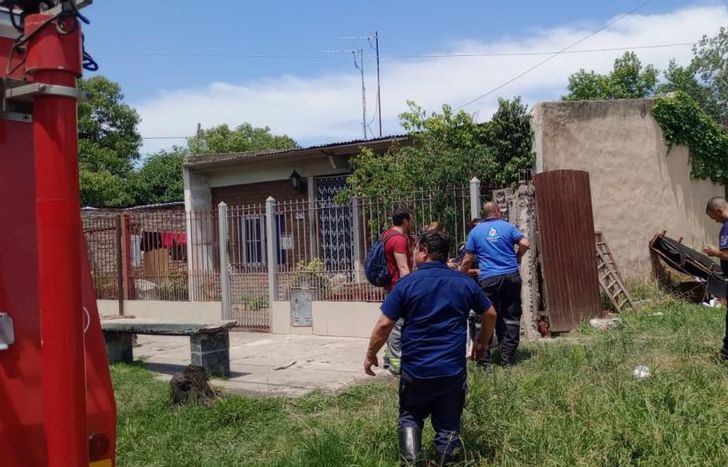 En el lugar intervinieron los Bomberos de Lomas, Emergencias Lomas y Defensa Civil.