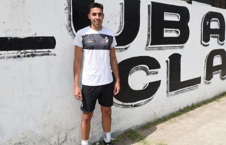 Cristian Ordoñez, capitán y referente de Claypole.