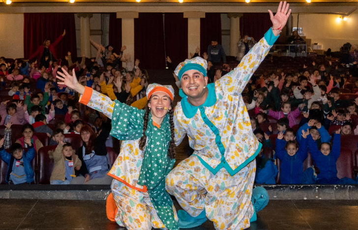 El Teatro del Municipio de Lomas recibe a los vecinos con propuestas para todos los gustos.